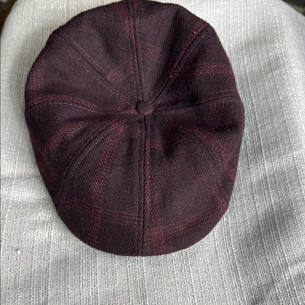 Brown Classic Flat Cap with Eight-Panel Design